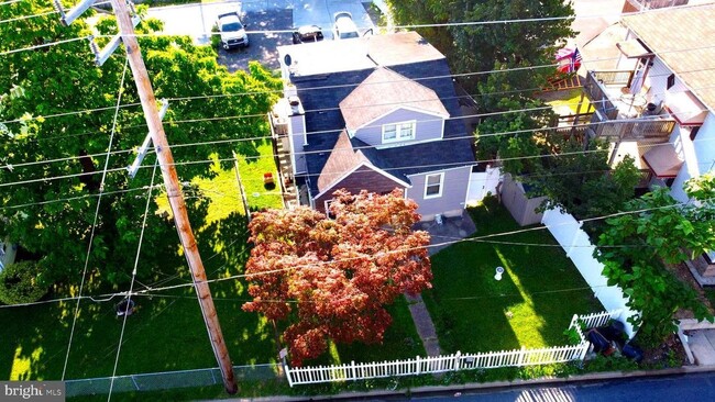 3611 Annapolis Rd in Halethorpe, MD - Building Photo - Building Photo