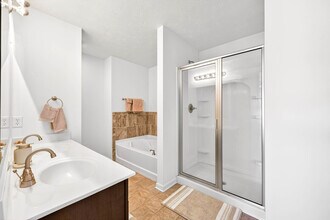 4663 Bayview Dr in Columbus, IN - Building Photo - Building Photo