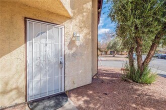 499 Kristin Ln in Henderson, NV - Building Photo - Building Photo