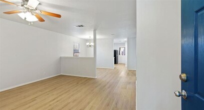 441 Atlantis in Kyle, TX - Building Photo - Building Photo