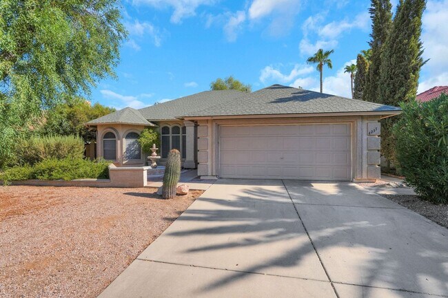 4237 E Juanita Ave in Gilbert, AZ - Building Photo - Building Photo