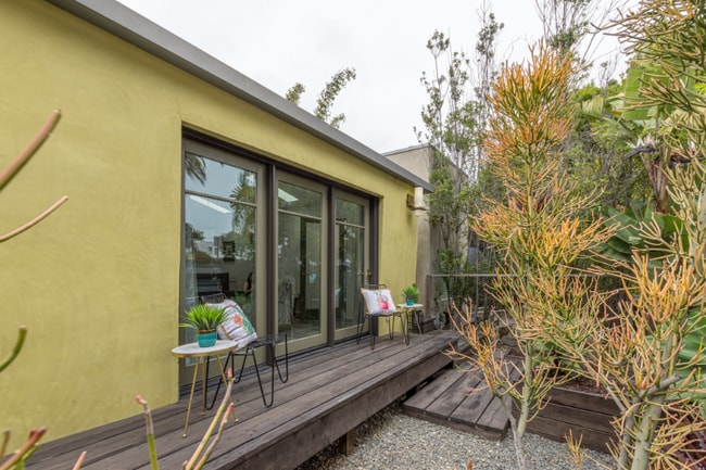 13263 Venice Blvd. in Los Angeles, CA - Building Photo - Building Photo