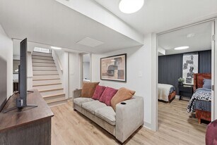 3615 Kenmar Rd, Unit 2 in Windsor Mill, MD - Building Photo