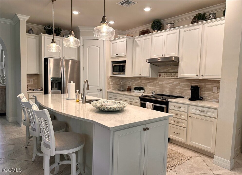 11878 Bourke Pl in Ft. Myers, FL - Building Photo