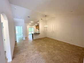 14 Sleigh Bell Pl in Palm Coast, FL - Building Photo - Building Photo