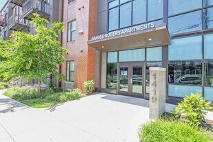 1419 Rosa L Parks Blvd in Nashville, TN - Building Photo