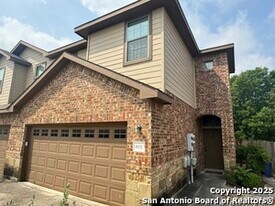 602 Creekside Cir in New Braunfels, TX - Building Photo