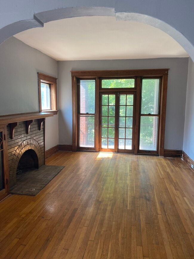 6003 Etzel Ave in St. Louis, MO - Building Photo - Building Photo