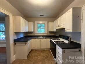 518 Oakland Ave in Charlotte, NC - Building Photo - Building Photo