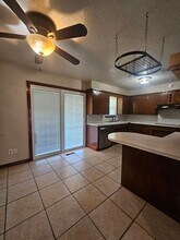 1408 Canterbury St in Norman, OK - Building Photo - Building Photo