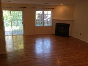 7 Conant Rd in Winchester, MA - Building Photo - Building Photo
