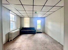 148 Beckley St in Wernersville, PA - Building Photo