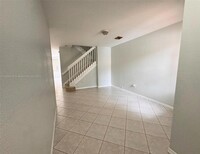 8537 SW 166th Pl in Miami, FL - Foto de edificio - Building Photo