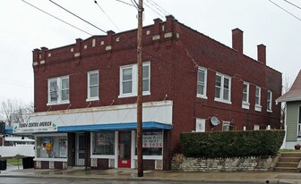 5368-5370 Carthage Ave in Cincinnati, OH - Building Photo