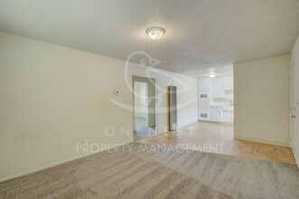 291 J St-Unit -291B in Lincoln, CA - Building Photo - Building Photo