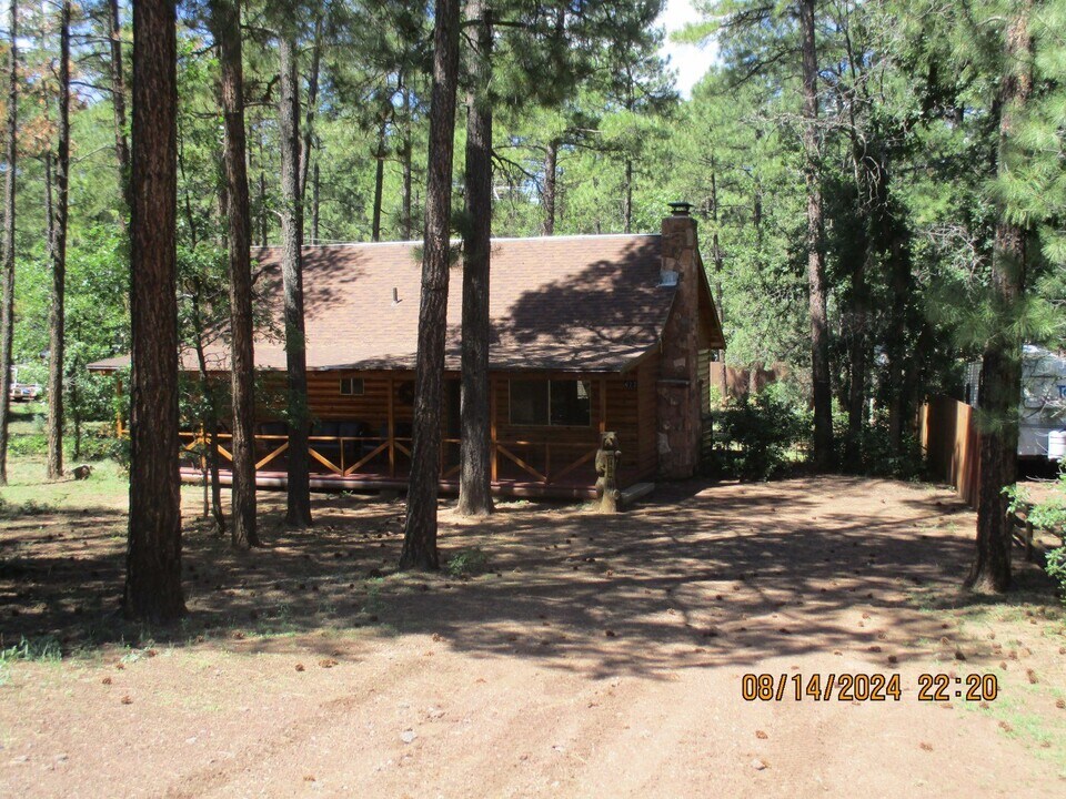 622 S Cotton Tail Dr in Pinetop, AZ - Building Photo