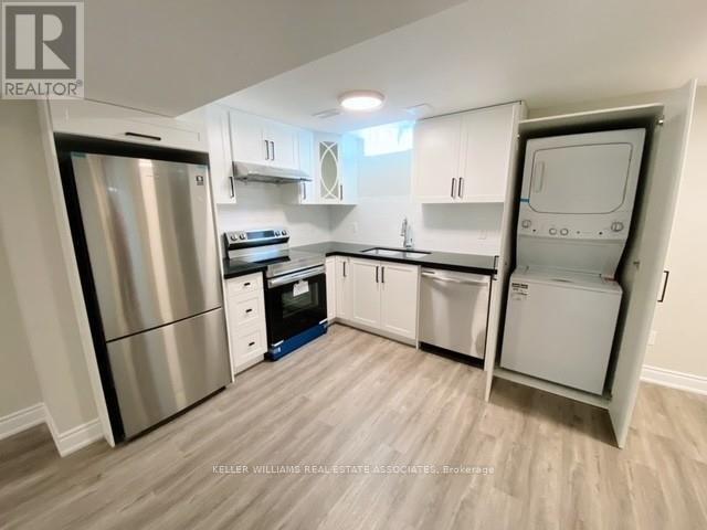 property at 922 Silverthorn Mill Ave