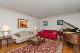 10315 Crescent Ridge Dr in Roswell, GA - Building Photo - Building Photo