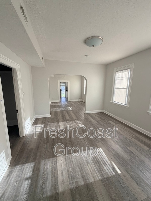 2049 W 28th St in Cleveland, OH - Building Photo - Building Photo