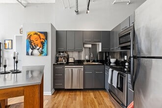 2200 Arch St in Philadelphia, PA - Building Photo - Building Photo