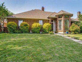 6215 Crested Butte Dr in Dallas, TX - Building Photo