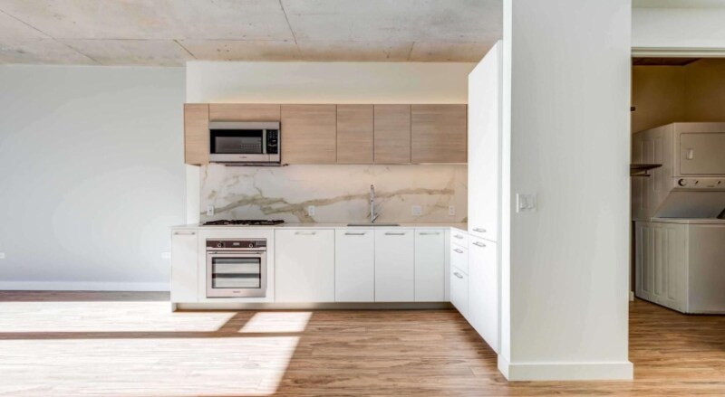 197 N Desplaines St in Chicago, IL - Building Photo