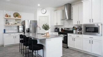 12918 Wempe Wy in Houston, TX - Building Photo
