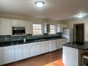 714 Tackett Branch Rd in Hurricane, WV - Building Photo - Building Photo