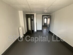 1042 W Market St in West York, PA - Building Photo - Building Photo