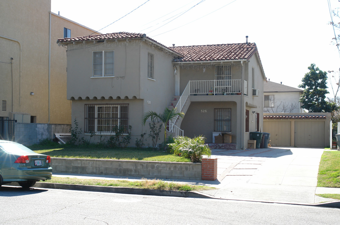 526 E Lomita Ave in Glendale, CA - Building Photo