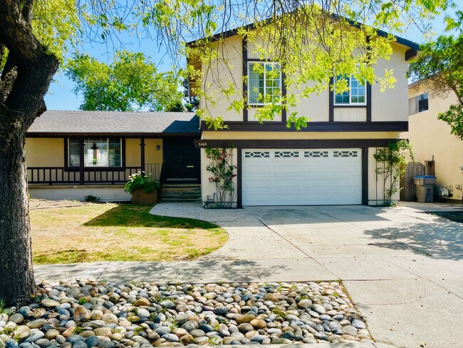 property at 6469 San Anselmo Way