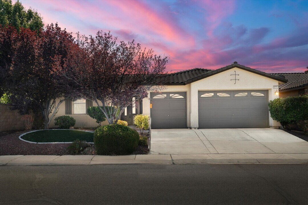 5771 Alfano Ave in Pahrump, NV - Building Photo