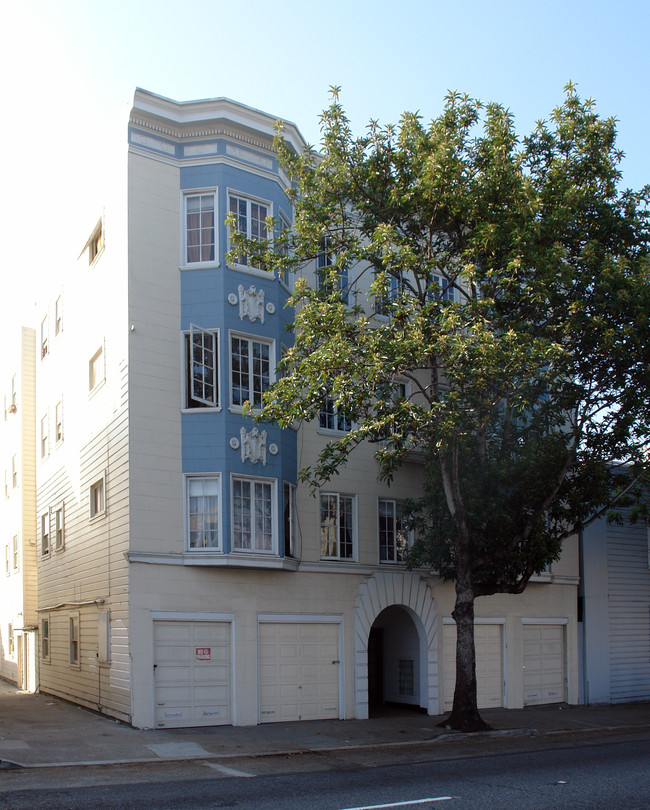 1671 Lombard St in San Francisco, CA - Building Photo - Building Photo