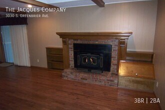 3030 S Greenbrier Ave in Springfield, MO - Building Photo - Building Photo