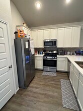 8434 Baywatch Cir in Mont Belvieu, TX - Building Photo - Building Photo
