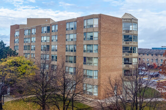 Fletcher's View in Brampton, ON - Building Photo - Building Photo