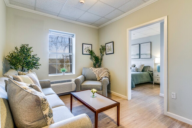 Sierra Blanca Senior Living in Santa Fe, NM - Building Photo - Building Photo