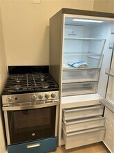 1025 Meridian Ave in Miami Beach, FL - Building Photo - Building Photo