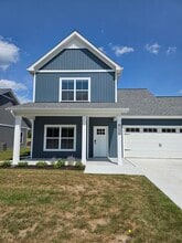 8236 Oak Shade Cir in Davison, MI - Building Photo - Building Photo