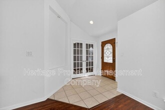 1115 Willow Knoll in San Antonio, TX - Building Photo - Building Photo