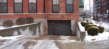 The Sunflower Building in Toledo, OH - Building Photo - Building Photo