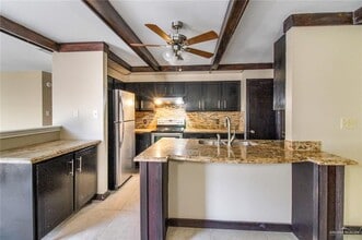 204 E Upas Ave in McAllen, TX - Building Photo - Building Photo