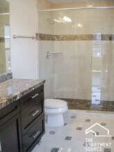 3234 N Kenmore Ave, Unit 3C in Chicago, IL - Building Photo - Building Photo