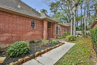 3319 Hickory Brook Ln in Houston, TX - Building Photo - Building Photo