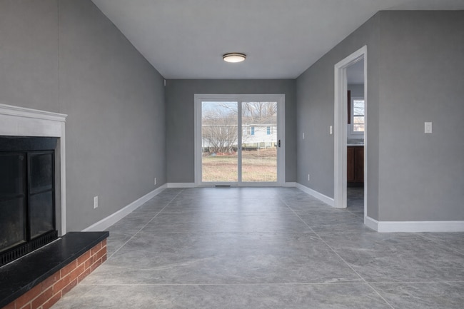 101 S Glenview Dr in Carbondale, IL - Building Photo - Building Photo