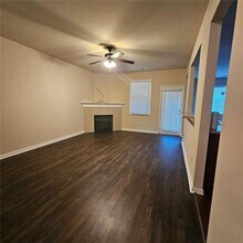 413 Fern Bay Dr SW in Atlanta, GA - Building Photo - Building Photo