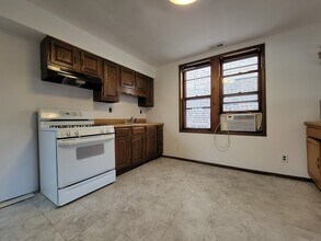 828 W 34th St in Chicago, IL - Building Photo - Building Photo