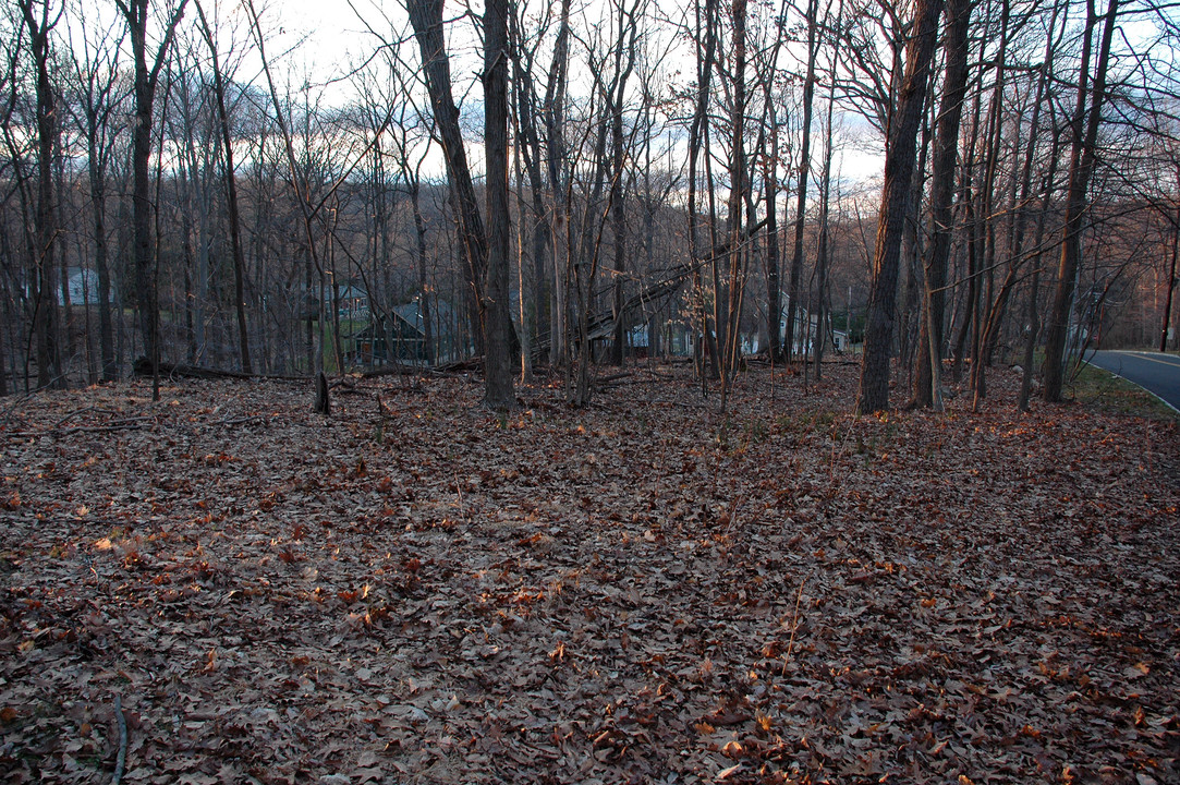 50 Anderson Hill Rd in Bernardsville, NJ - Building Photo