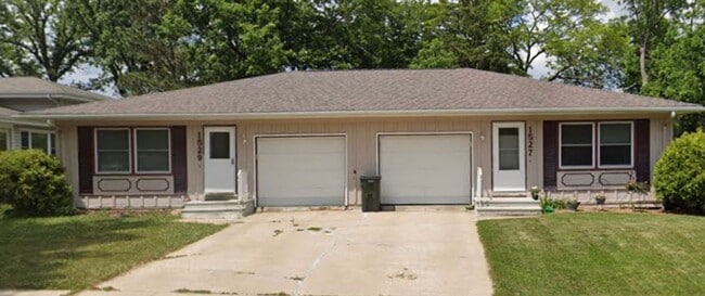 property at 1527 Linda Dr