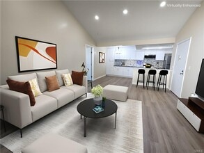 20702 El Toro Rd in Lake Forest, CA - Building Photo - Building Photo